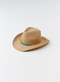 taj-tan-hat_cutout 
