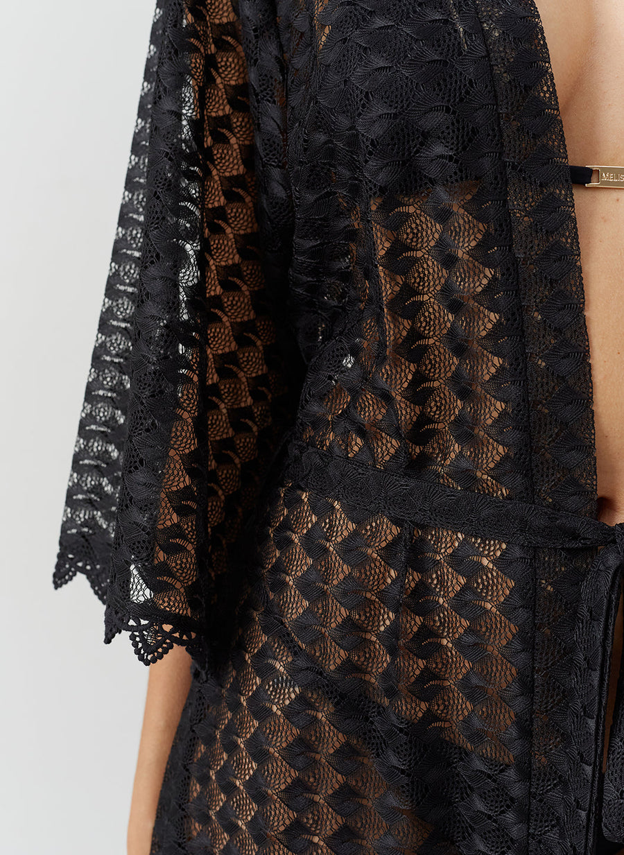 tali-black-kaftan_closeup 