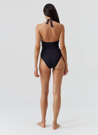 tampa-black-swimsuit_model_2026_B 