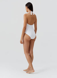 tampa-white-swimsuit_model_2026_B 