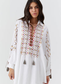 tamsin-white-top_model_2026_closeup 