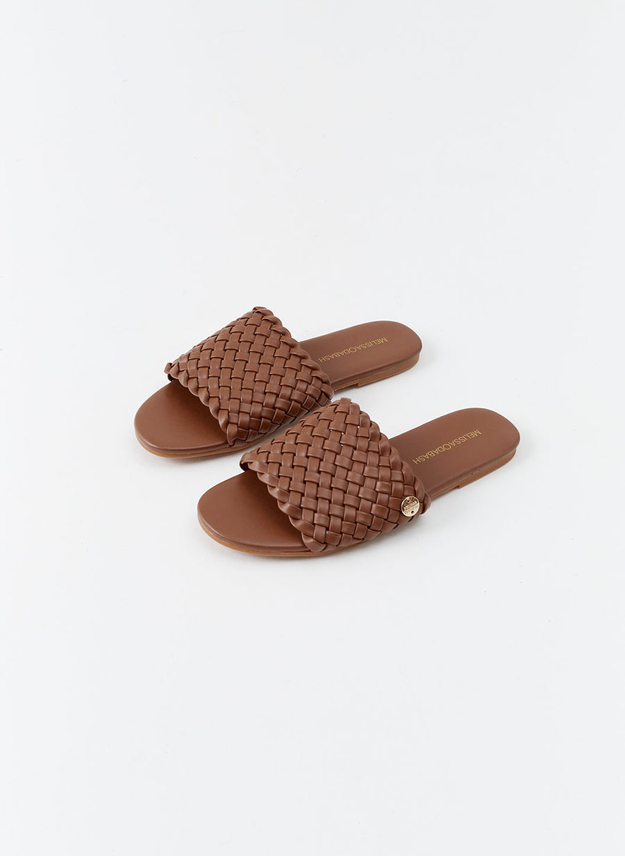 woven-dark-tan-sliders_cutouts_2025 