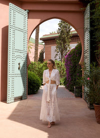 zia-white-skirt_lifestyle_2026_1 