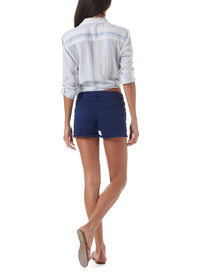 robyn blue stripe classic shirt model_B